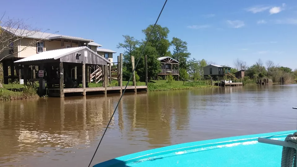 House along the river in Louisiana, USA. Photo.