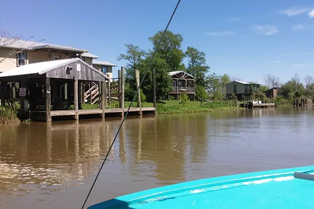 House along the river in Louisiana, USA. Photo.