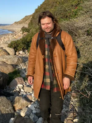 A man on a hill, Jens Christiansen. Photo.
